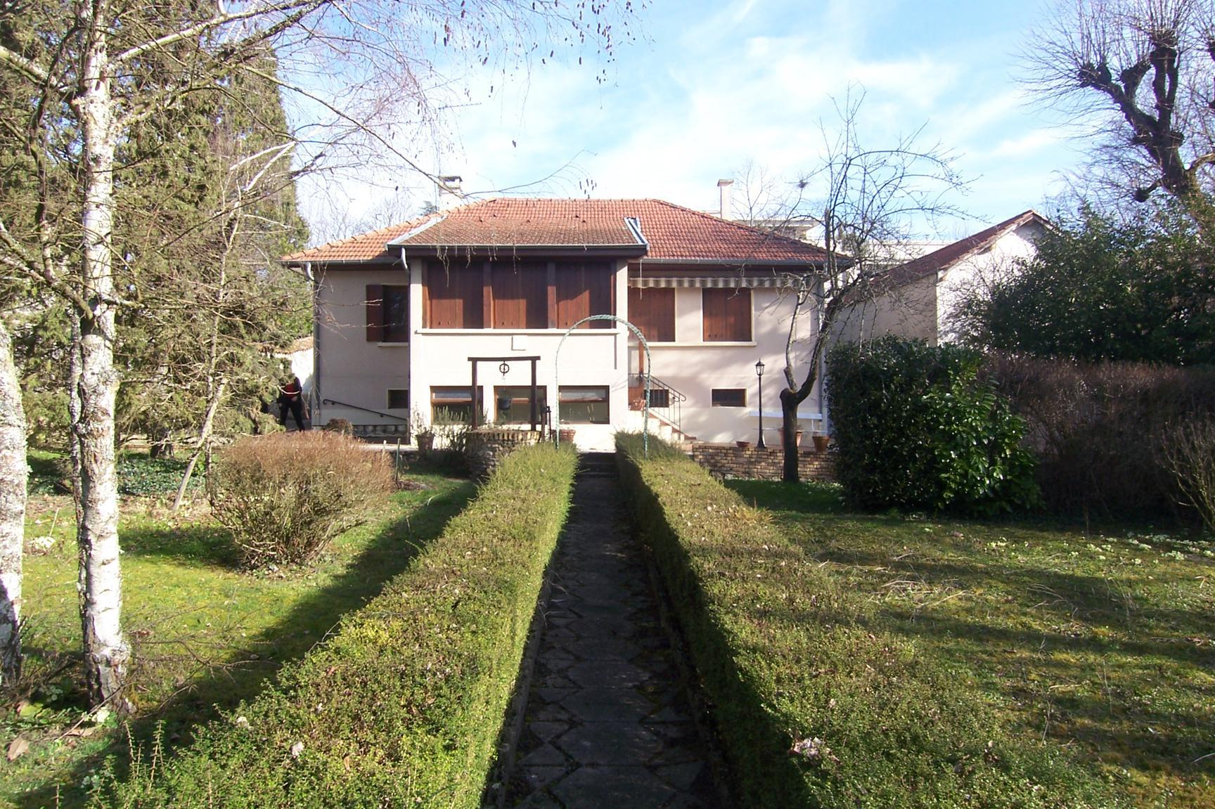 Maison nu à louer