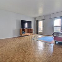 Vente d'un appartement 5 pièces (111 m²) à PUTEAUX