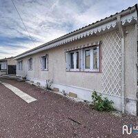 Maison de plain-pied à Saran avec un grand terrain
