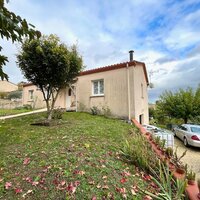 Monbahus, maison de 2006 à louer de 99 m2 avec grand garage de 1