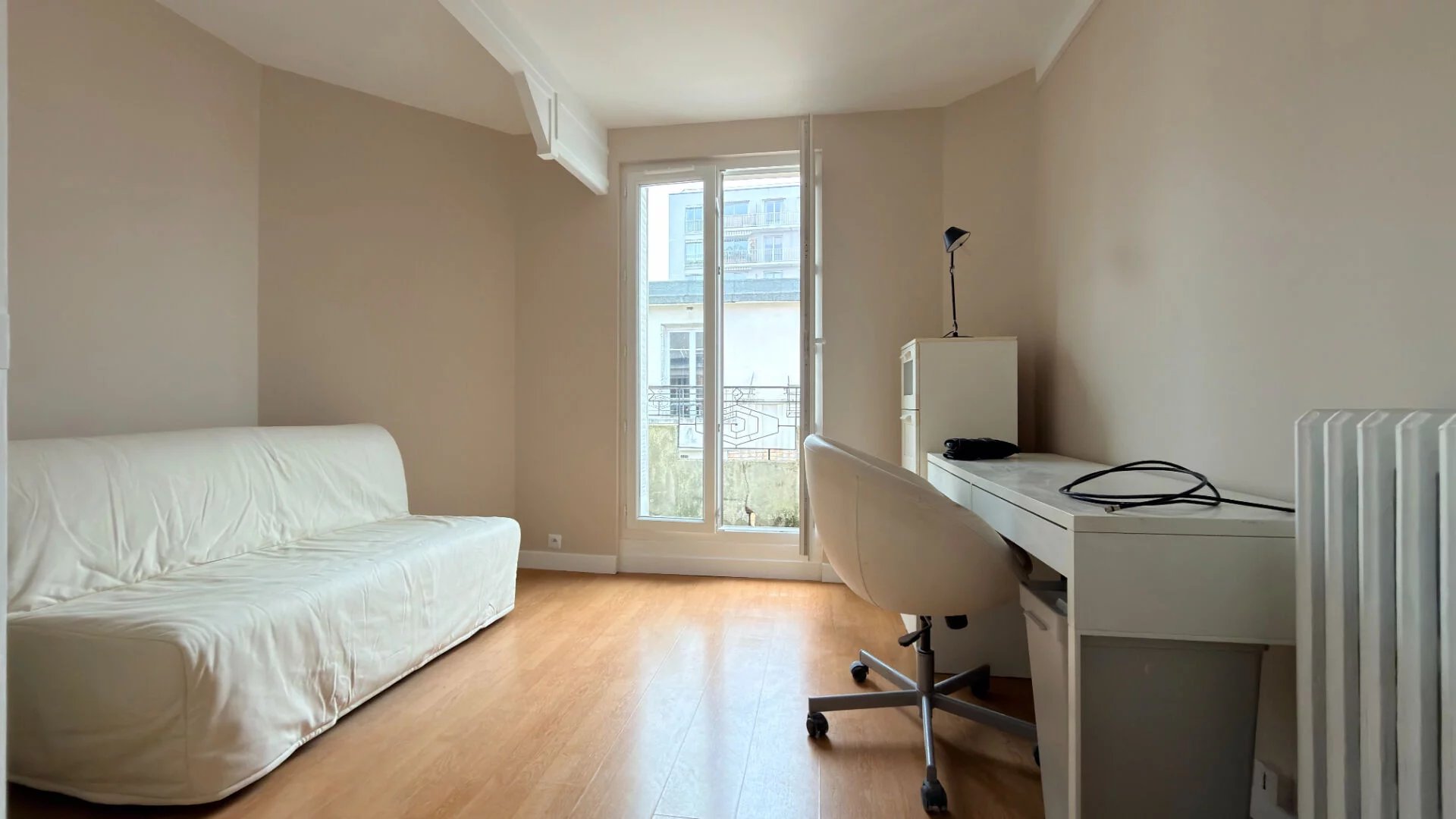 Studio meublé à louer
