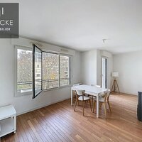 COURBEVOIE - Studio proche ILE DE LA JATTE