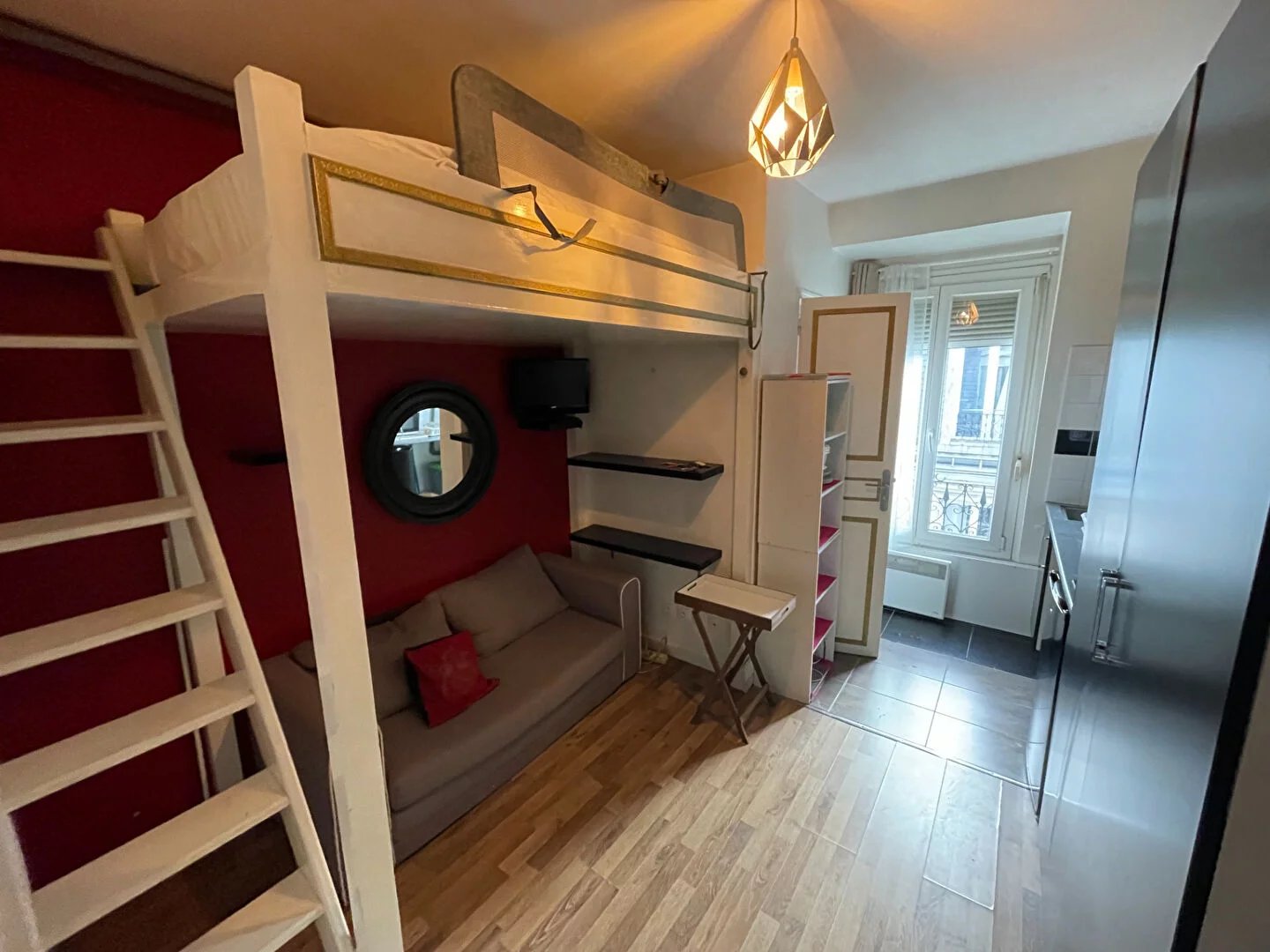 Studio meublé à louer