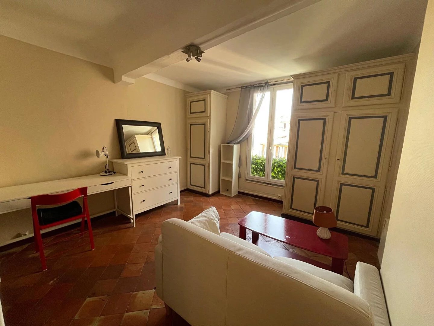 Appartement nu à louer