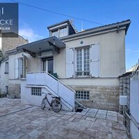 Maison 1930 non mitoyenne avec dépendance ? Parcelle de 387 m² ?
