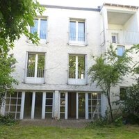 MAISON TYPE 6 AVEC JARDIN SUR TOURS