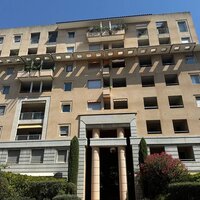 AIX  PROX ROTONDE  TERRASSE MEUBLE