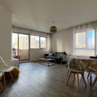 VANVES - 2 PIÈCES - 59 M2 - 1500.00 EUROS CC - BALCON - LOCATION