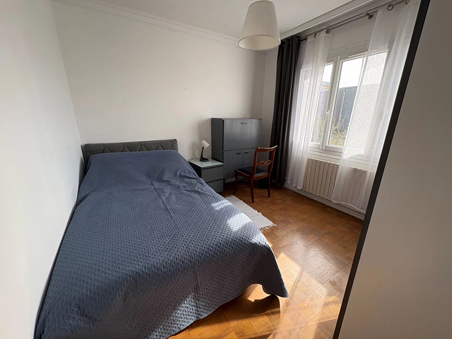 Studio meublé à louer