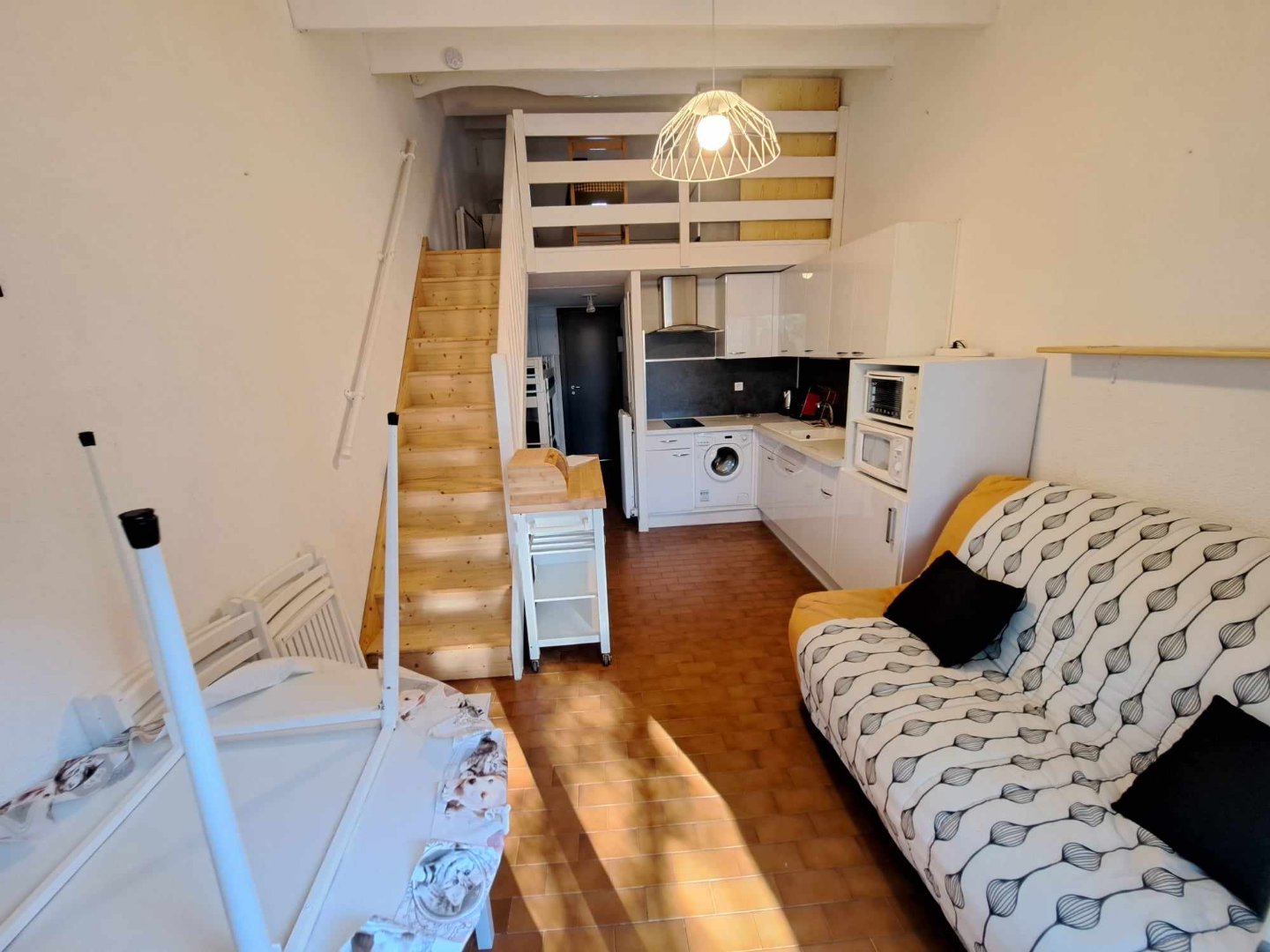 Studio meublé à louer
