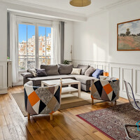 Location 2 pièces meublé  lumineux avec balcon, proche tran