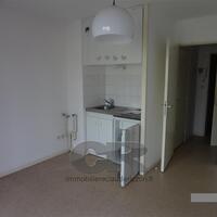 A LOUER STUDIO HOPITAL CENTRAL