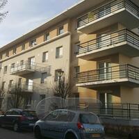 A LOUER F2A avec place de parking