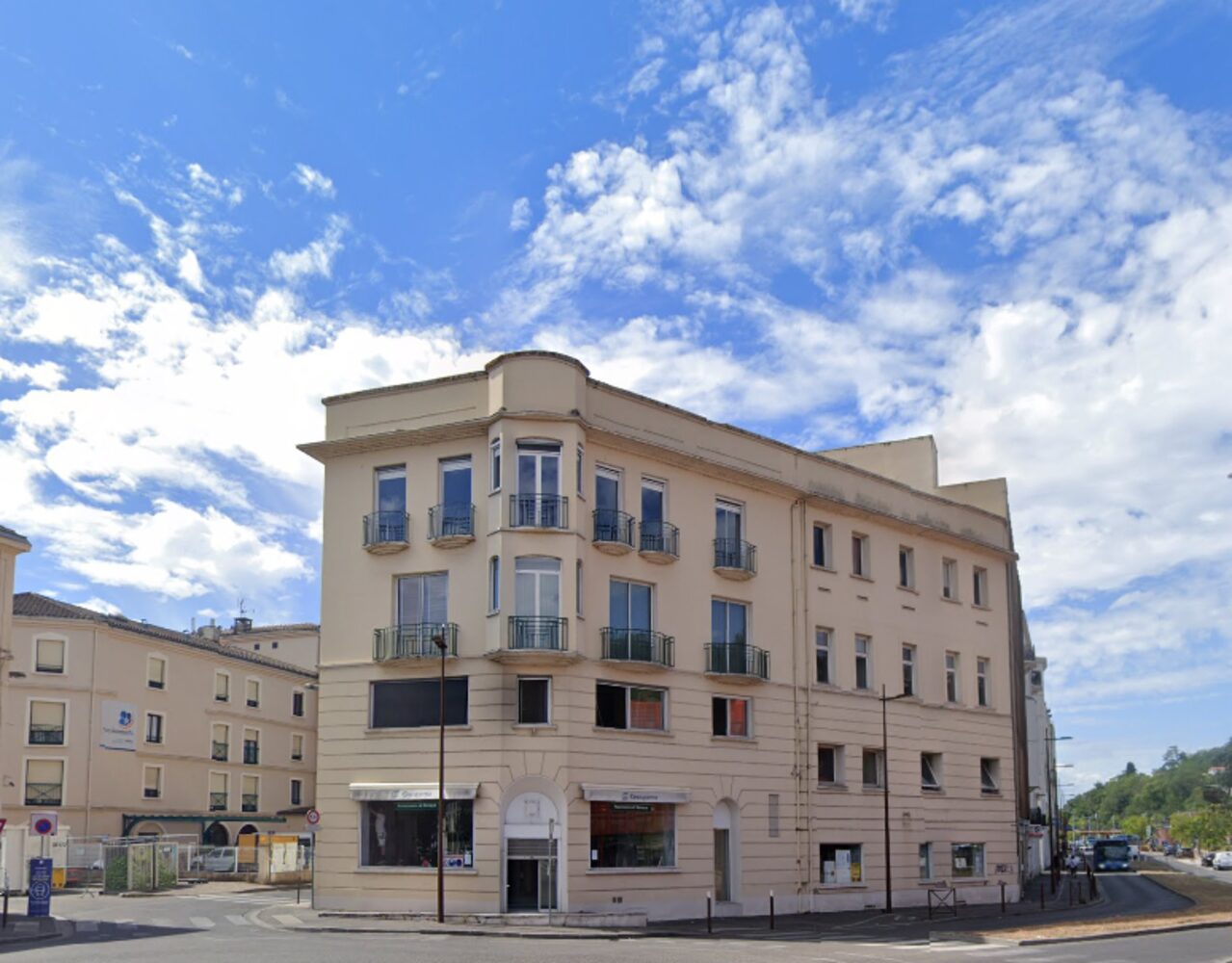 Appartement nu à louer