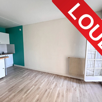 Loué - Studio meublé à louer