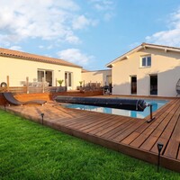 MAISON CONTEMPORAINE HAUT DE GAMME AVEC PISCINE ET POOL HOUSE